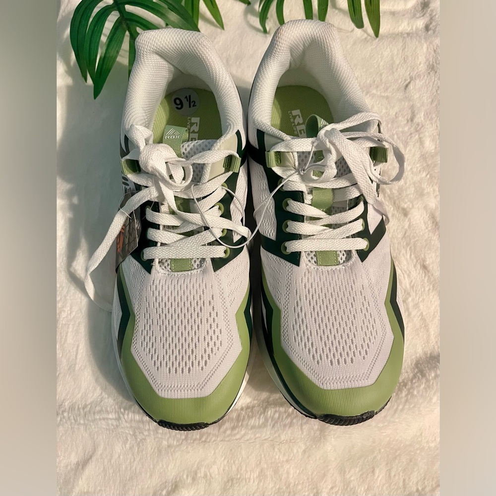 RBX Men's White and Green Athletic Shoes - Picture 3 of 16